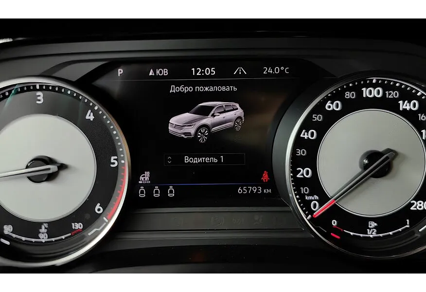 Volkswagen Touareg 3.0 V6 TDI Tiptronic 4Motion (249 л.с.) Respect Черный в АВИЛОН. Слайд №18