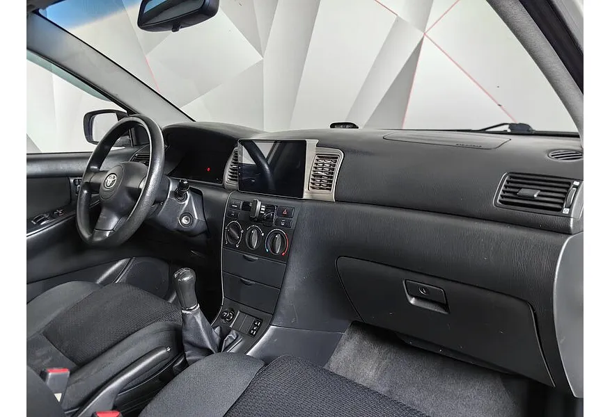 Toyota Corolla 1.6 MT (110 л.с.) Серебристый в АВИЛОН. Слайд №11