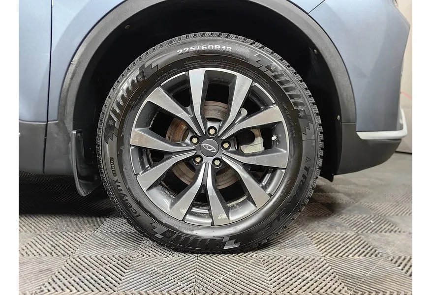 Chery Tiggo 7 Pro 1.5 CTV (147 л.с.) Prestige Серый в АВИЛОН. Слайд №9