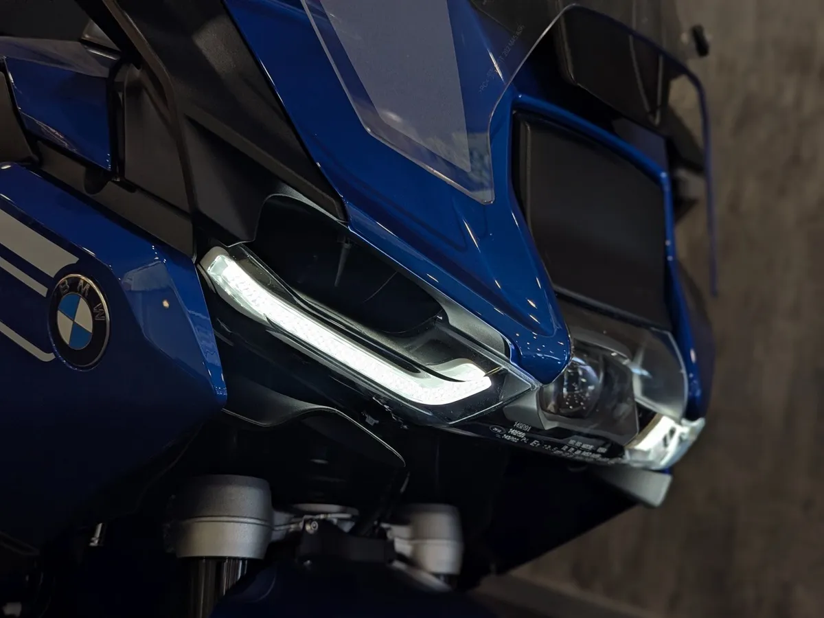 BMW Motorrad R 1300 RT 1300 см³ (145 л.с.) (145) 1300 Синий в АВИЛОН. Слайд №12