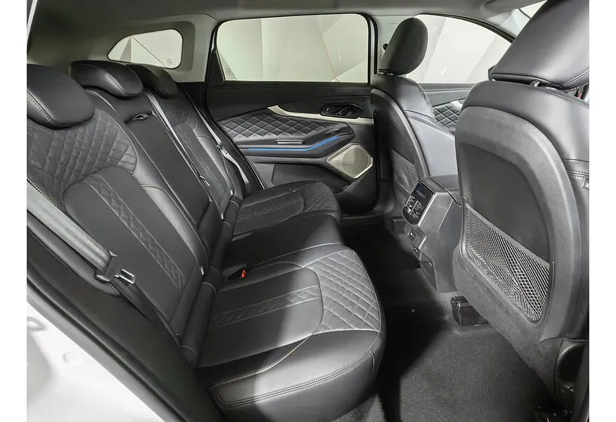 АВИЛОН - EXEED TXL 2.0 DCT7 AWD (197 л.с.) Sport Edition Белый - slide 11