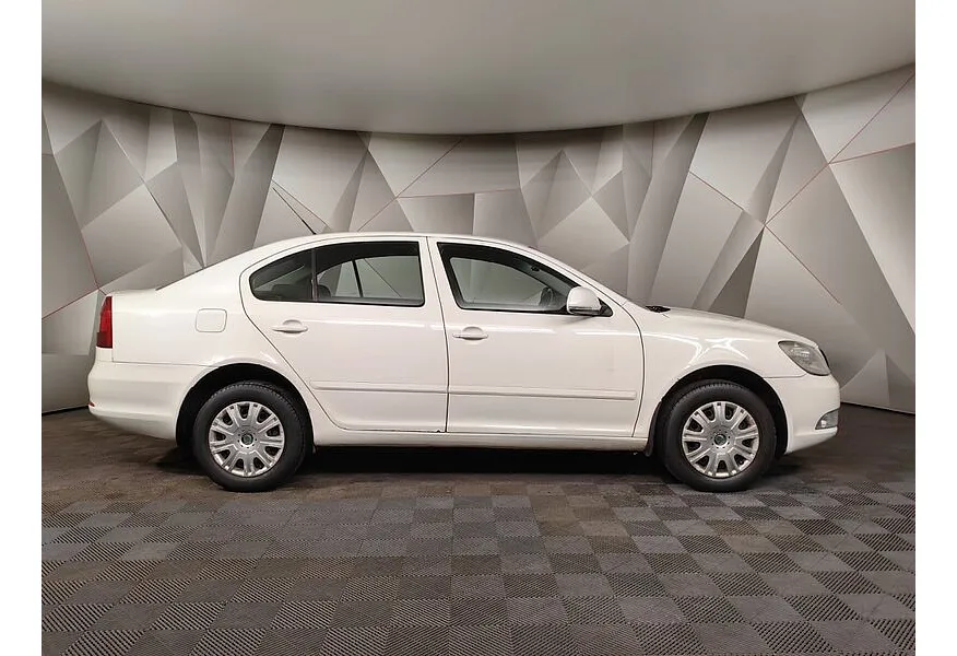 LIVE. Слайд №4