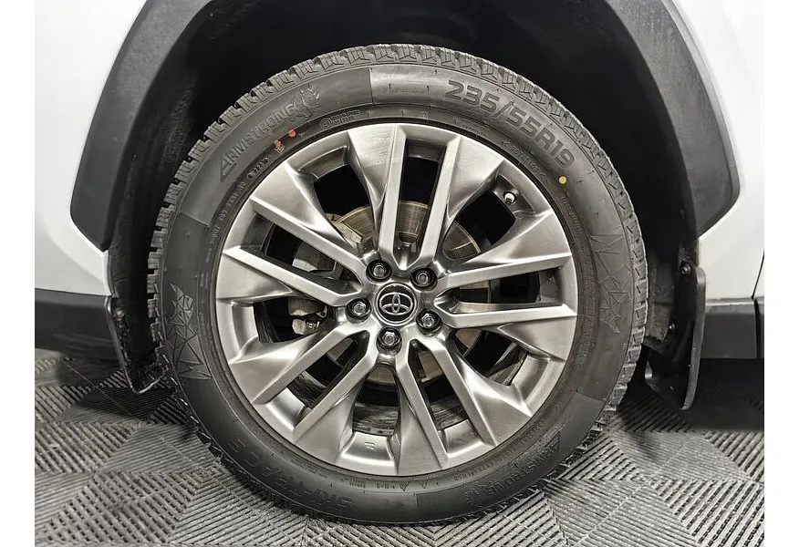 Toyota RAV4 2.0i CVT AWD (149 л.с.) Люкс Белый в АВИЛОН. Слайд №9