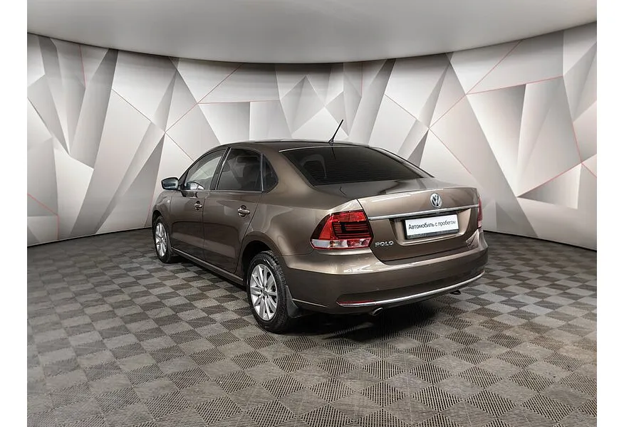 Volkswagen Polo 1.6 MPI AT (110 л.с.) Highline Коричневый в АВИЛОН. Слайд №4
