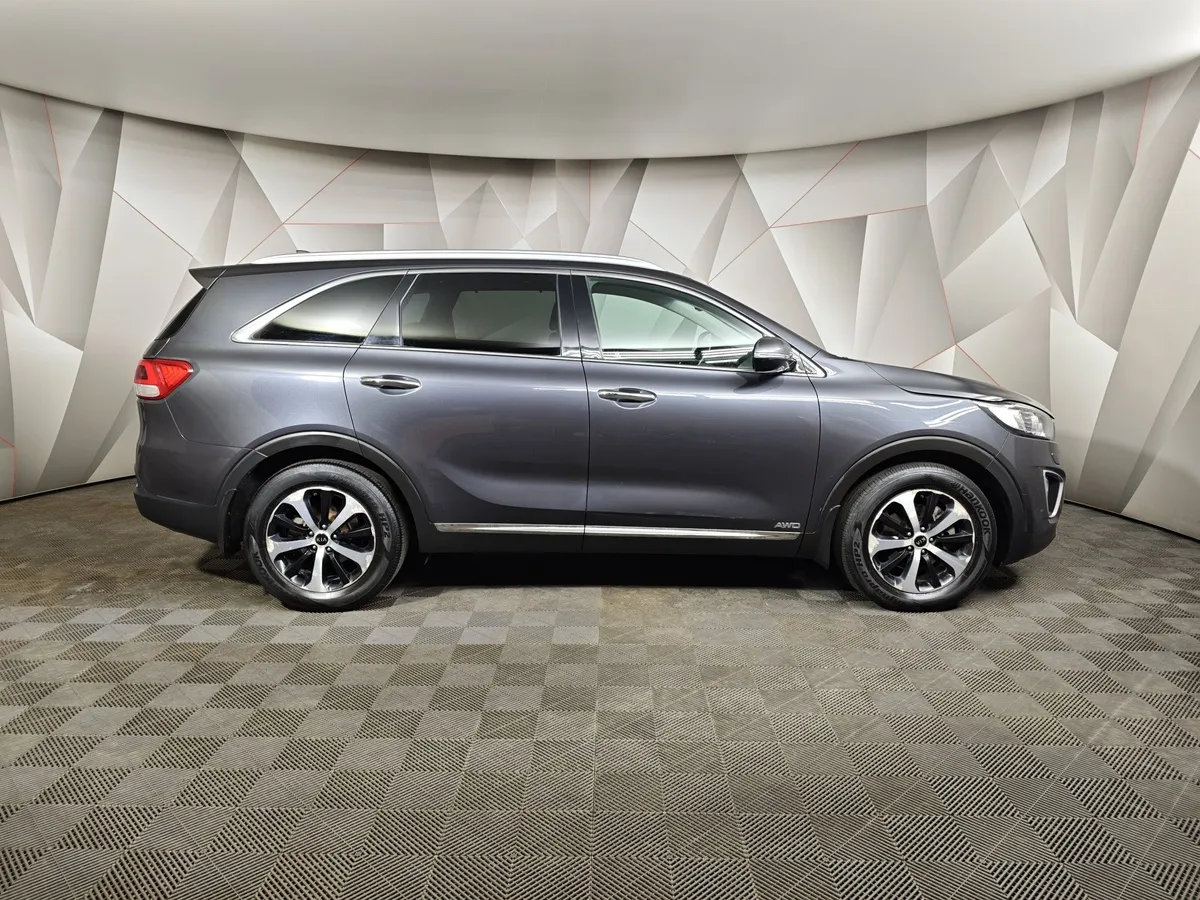 Kia Sorento 2.2 D AT AWD (5 мест) (200 л.с.) Prestige Серый в АВИЛОН. Слайд №6