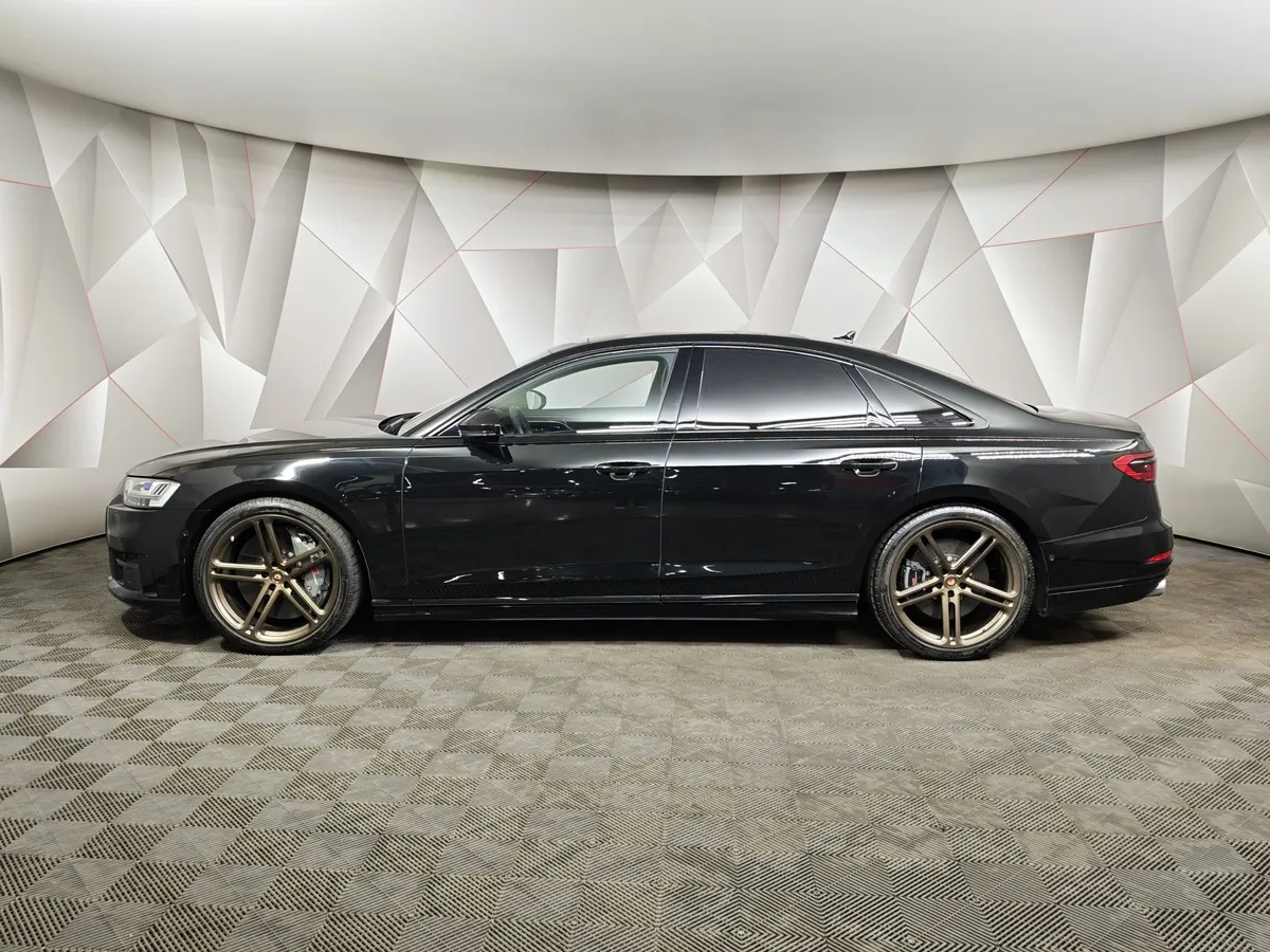 Audi S8 4.0 TFSI Quattro Tiptronic (571 л.с.) Черный в АВИЛОН. Слайд №5
