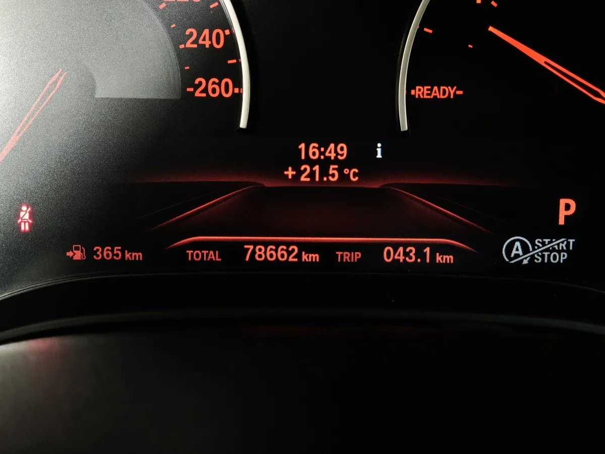 BMW 5 серия 520d xDrive Steptronic (190 л.с.) Черный в АВИЛОН. Слайд №13