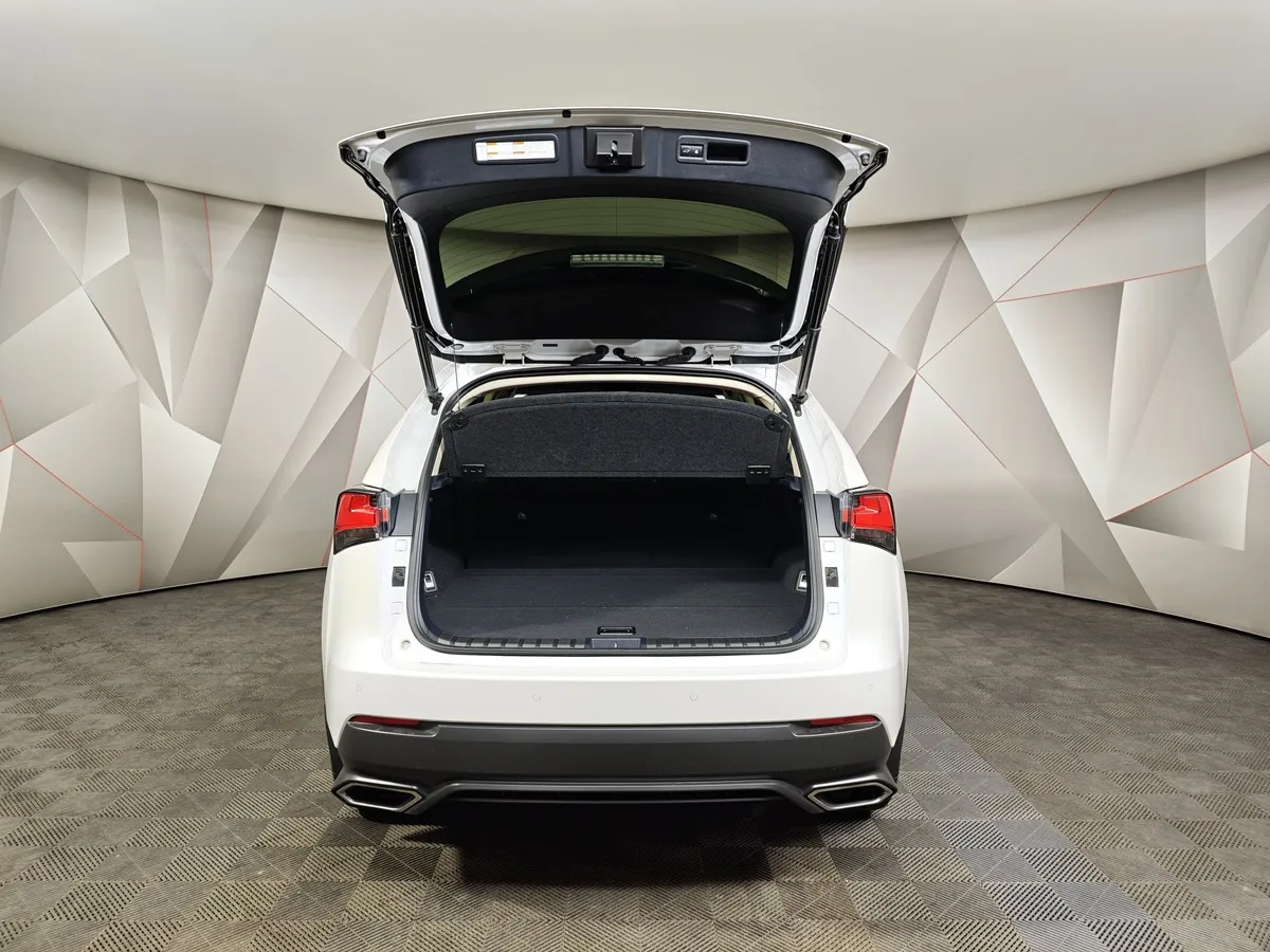 Lexus NX 300 AT AWD (238 л.с.) Белый в АВИЛОН. Слайд №12