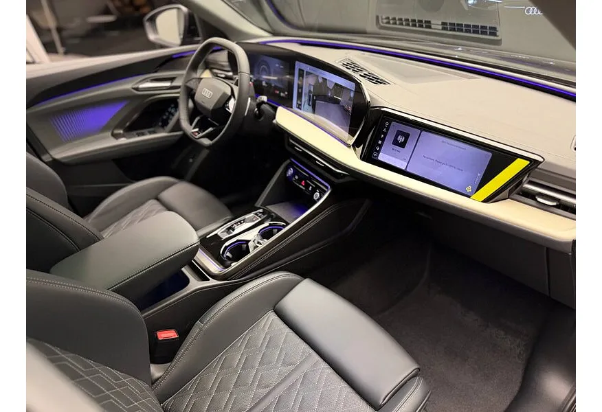 Audi Q5 L 2.0 40 TFSI S tronic quattro (204 л.с.) Черный в АВИЛОН. Слайд №10