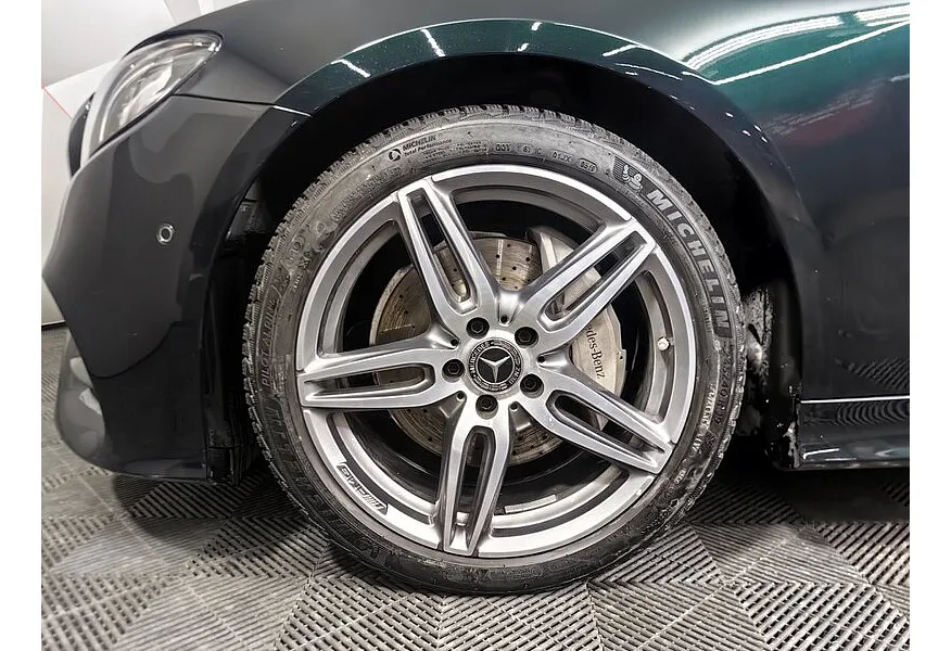 Mercedes-Benz E-Класс E 200 4MATIC G-TRONIC (184 л.с.) Sport Зеленый в АВИЛОН. Слайд №9