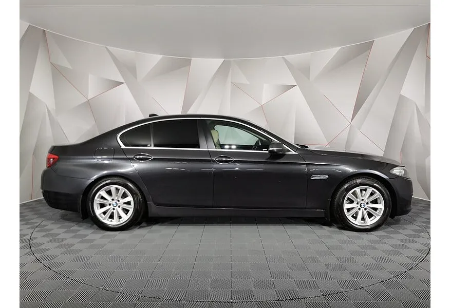 АВИЛОН - BMW 5 серия 528i xDrive Steptronic (245 л.с.) Серый - slide 2