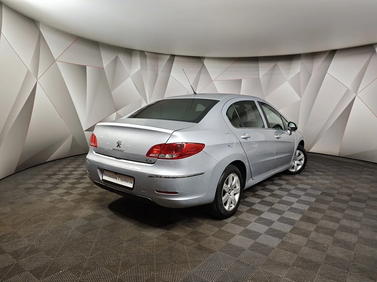 Peugeot 408 1.6 THP AT (150 л.с.) Allure Серебристый в АВИЛОН. Слайд №2