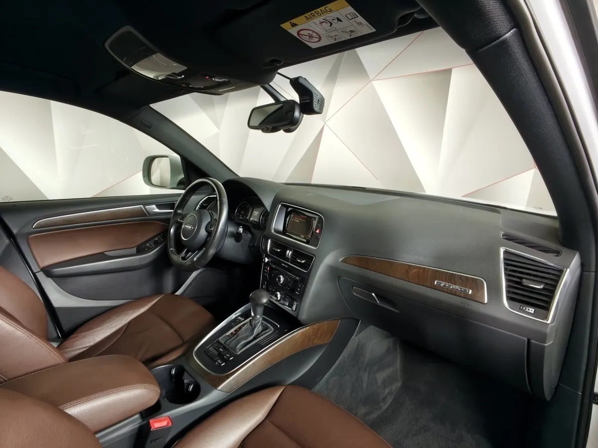 Audi Q5 2.0 TFSI Tiptronic quattro (180 л.с.) Белый в АВИЛОН. Слайд №13