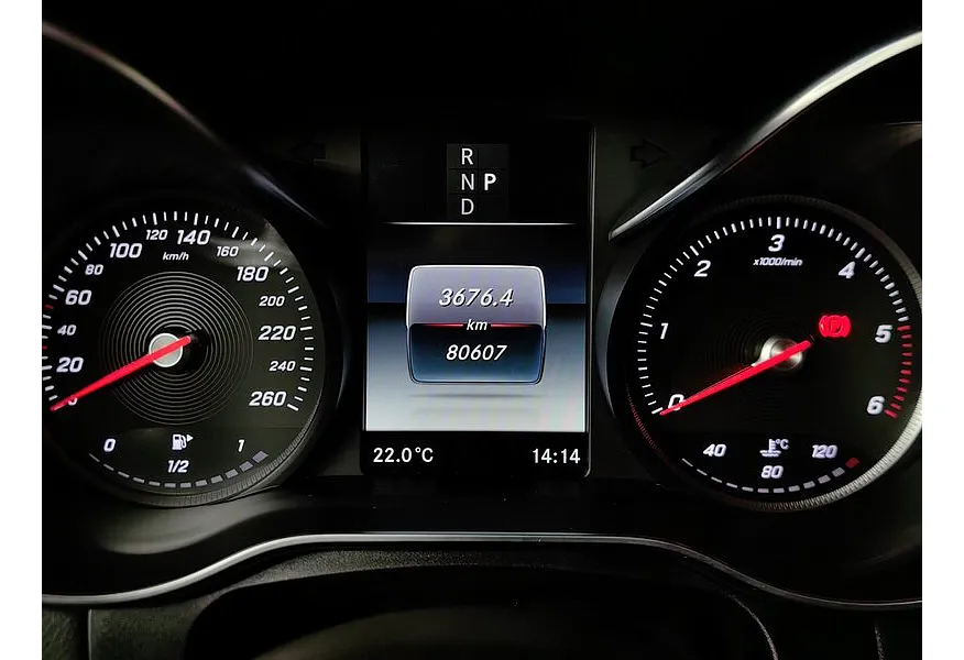 Mercedes-Benz GLC 250 d 9G-TRONIC 4MATIC (204 л.с.) Особая серия Черный в АВИЛОН. Слайд №18