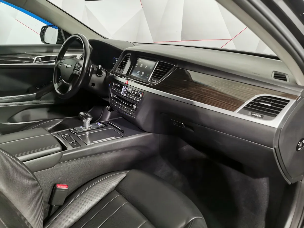 Genesis G80 2.0 AT AWD (197 л.с.) Business Черный в АВИЛОН. Слайд №11