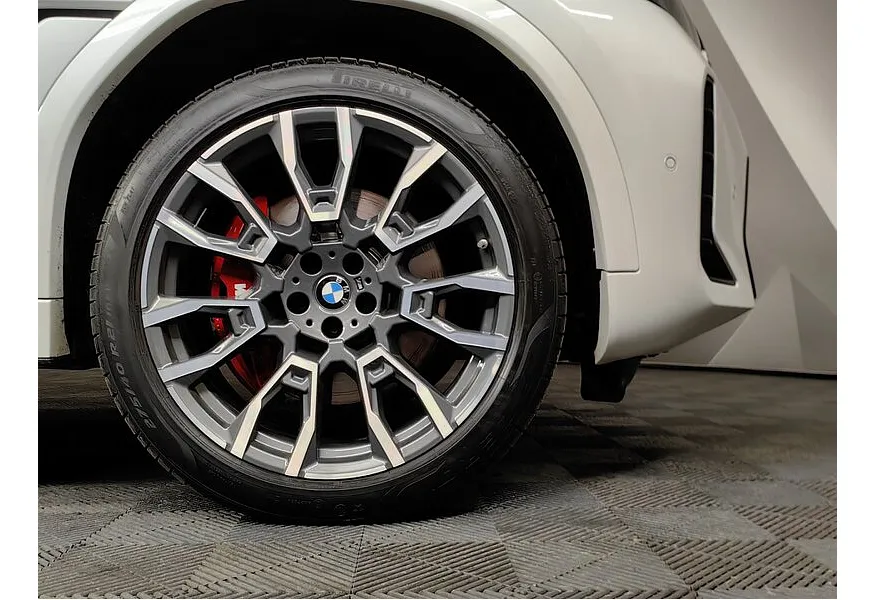 BMW X6 xDrive40d AT (340 л.с.) M-Sport Белый в АВИЛОН. Слайд №7