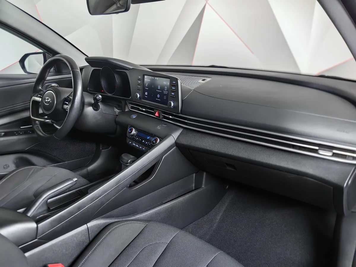 Hyundai Elantra 1.6 AT (128 л.с.) Comfort Серый в АВИЛОН. Слайд №13