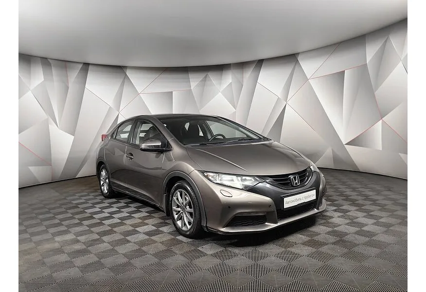 LIVE. Слайд №2