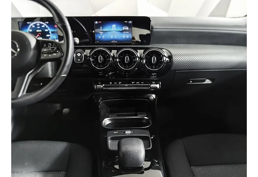 АВИЛОН - Mercedes-Benz A-Класс A 200 7G-DCT (150 л.с.) Comfort Белый - slide 10