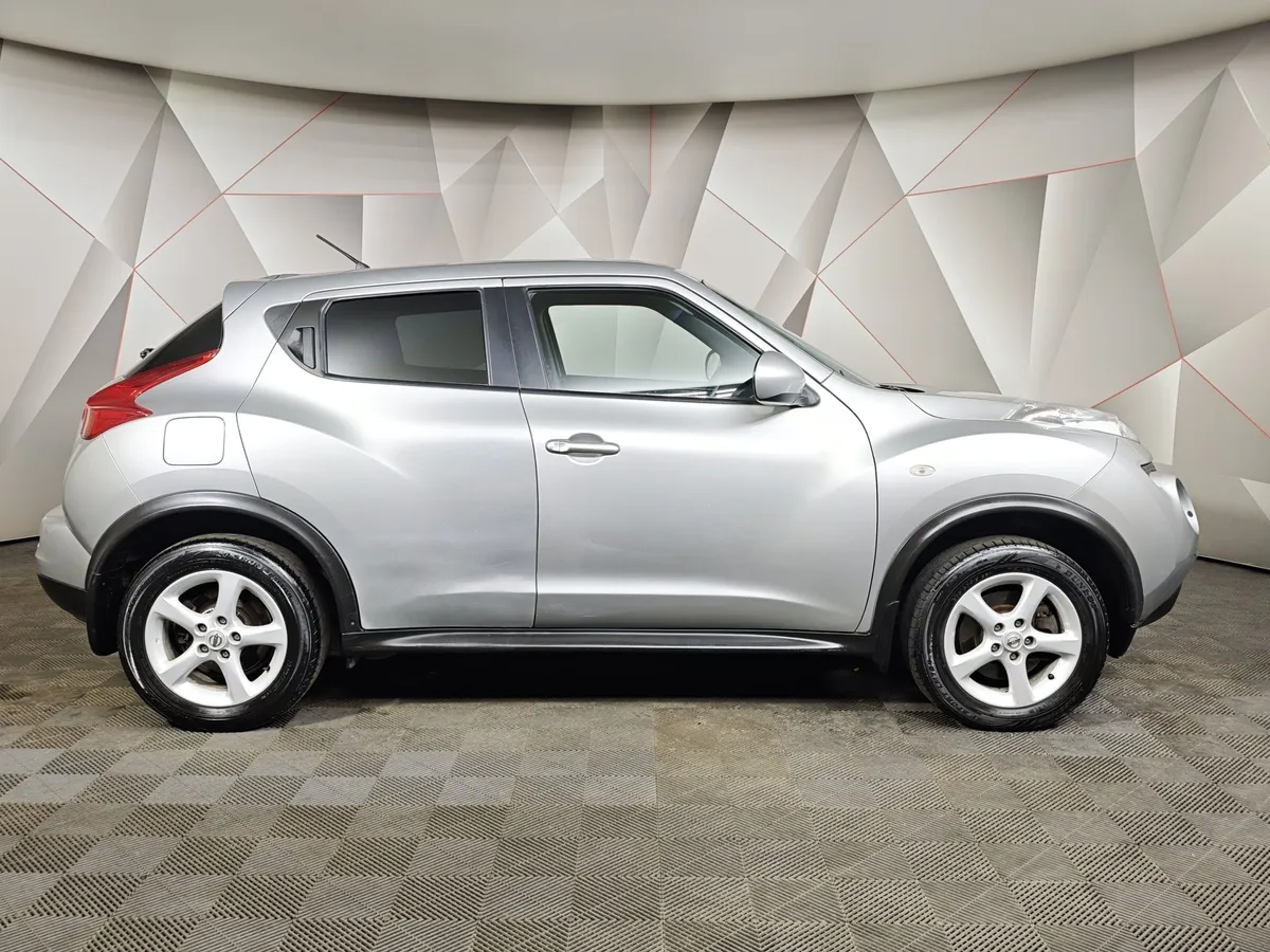 Nissan Juke 1.6 turbo CVT AWD (190 л.с.) Серебристый в АВИЛОН. Слайд №6