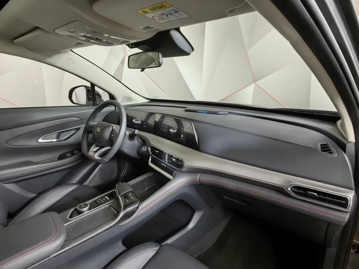 Changan UNI-T 1.5T 7DCT (181 л.с.) Tech Серый в АВИЛОН. Слайд №13