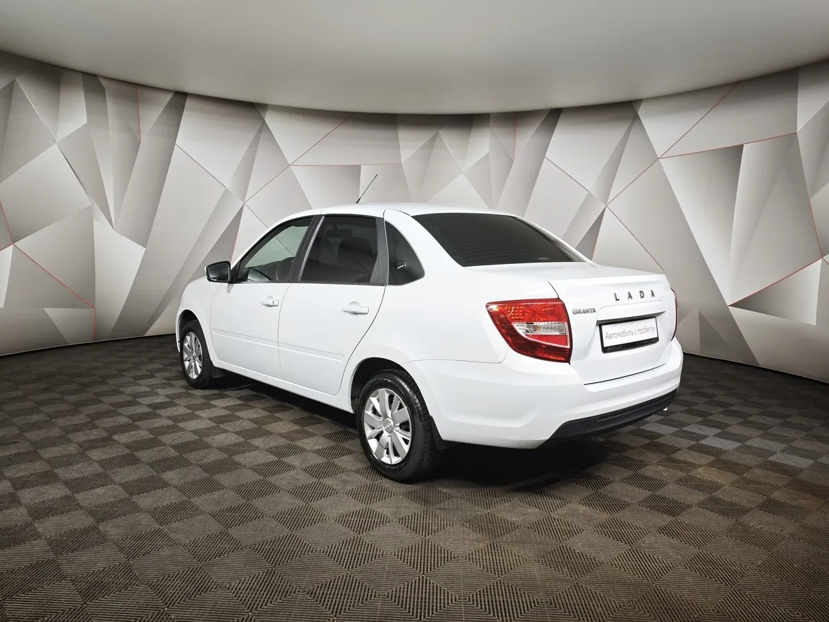 ВАЗ (Lada) Granta 1.6 MT 8кл (87 л.с.) Белый в АВИЛОН. Слайд №4