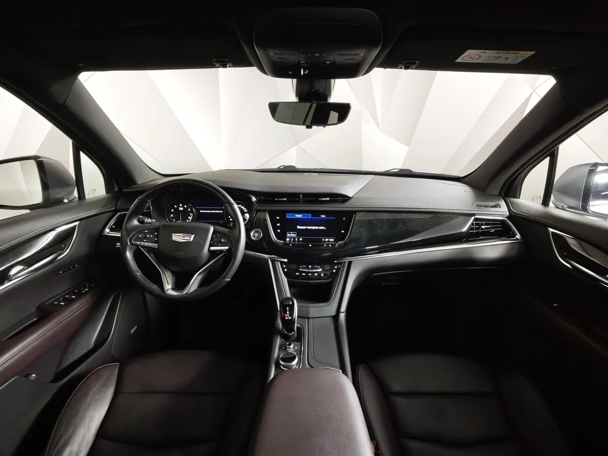 Cadillac XT6 2.0T AT AWD (200 л.с.) Premium Luxury Черный в АВИЛОН. Слайд №14