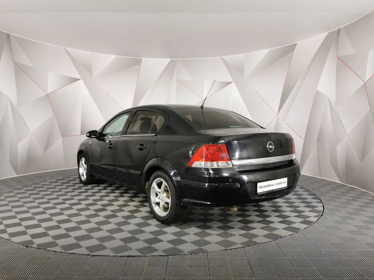 Opel Astra 1.8 AT (140 л.с.) base Черный в АВИЛОН. Слайд №4