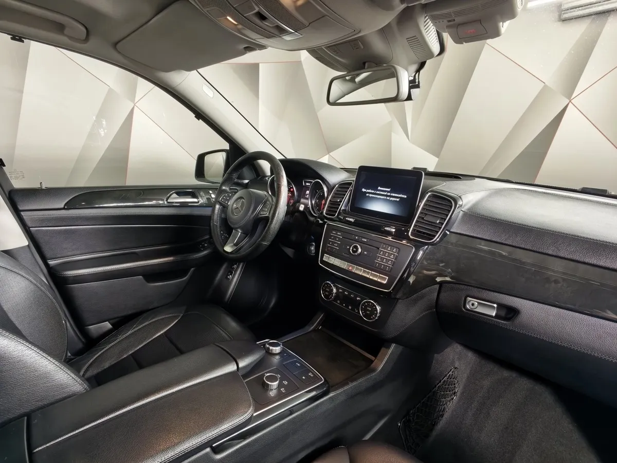 Mercedes-Benz GLS 350 d 4MATIC 9G-TRONIC (249 л.с.) Особая серия Черный в АВИЛОН. Слайд №13