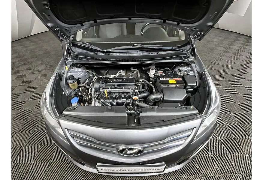 Hyundai Solaris 1.6 MT (123 л.с.) Comfort Серый в АВИЛОН. Слайд №10