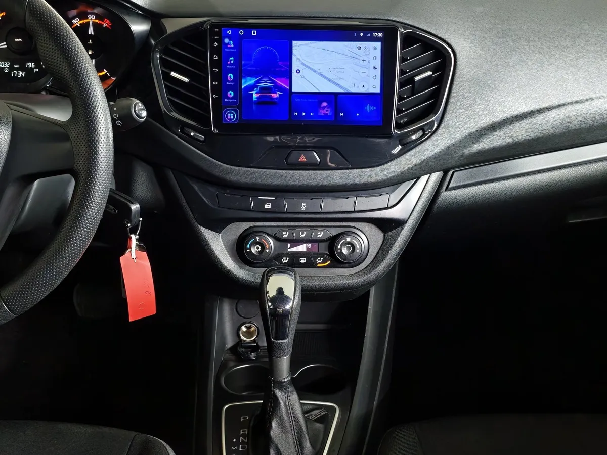 ВАЗ (Lada) Vesta 1.6 CVT (113 л.с.) Белый в АВИЛОН. Слайд №15