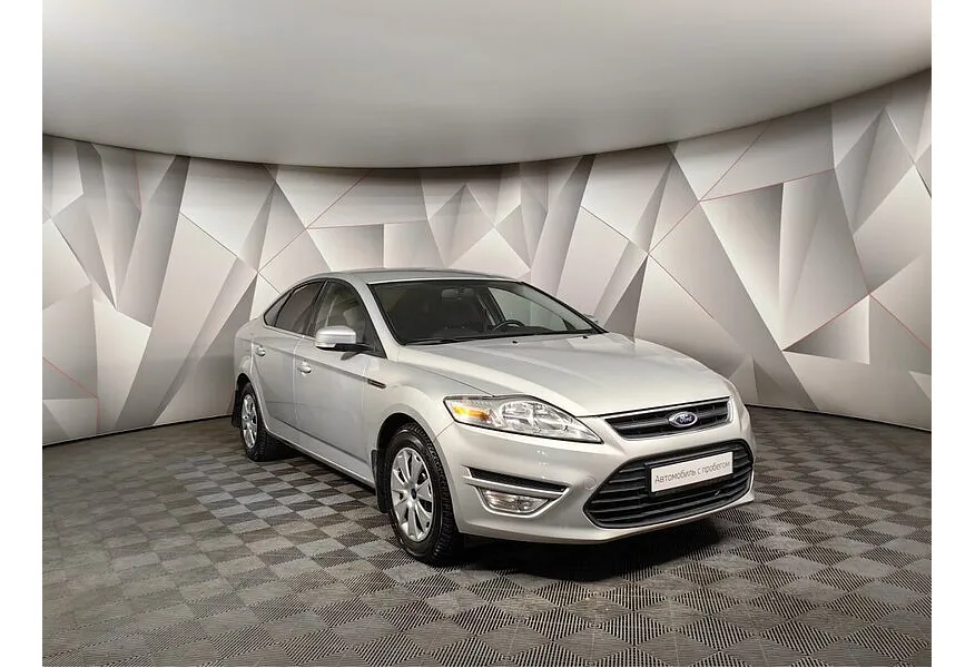Ford Mondeo 2.3 AT (161 л.с.) Ambiente Серебристый в АВИЛОН. Слайд №3