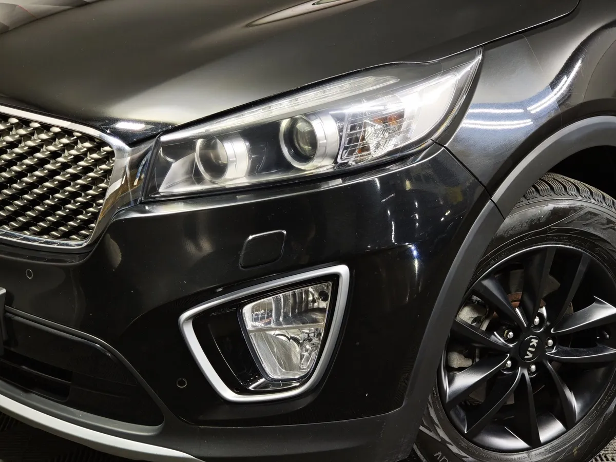 Kia Sorento 3.5 AT AWD (249 л.с.) Premium Черный в АВИЛОН. Слайд №10