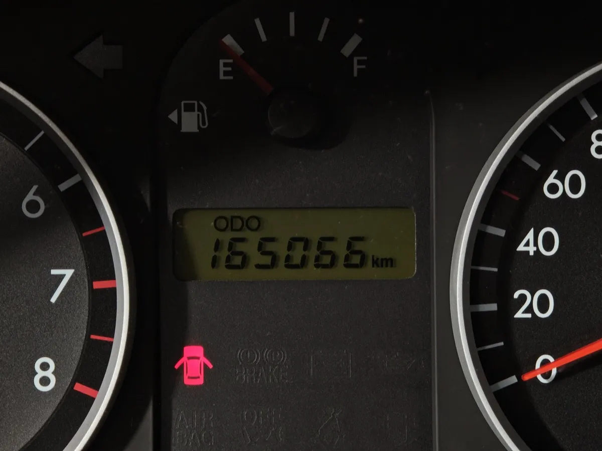 Hyundai Getz 1.4 MT (97 л.с.) Красный в АВИЛОН. Слайд №16