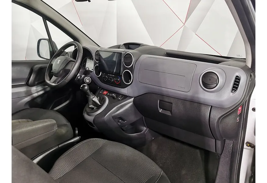 Peugeot Partner 1.6 HDi MT (90 л.с.) Crossway Active Серый в АВИЛОН. Слайд №13