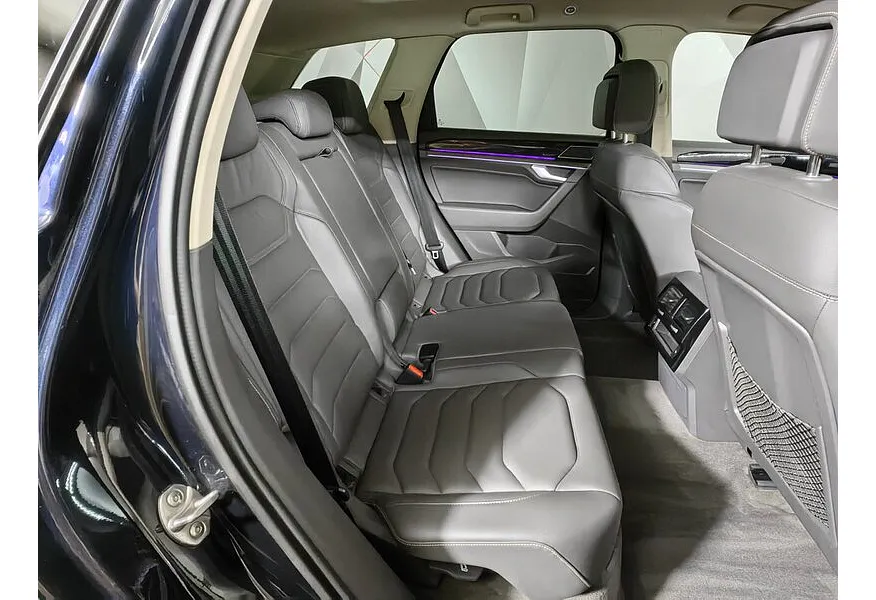 АВИЛОН - Volkswagen Touareg 3.0 V6 TDI Tiptronic 4Motion (249 л.с.) R-Line Черный - slide 10