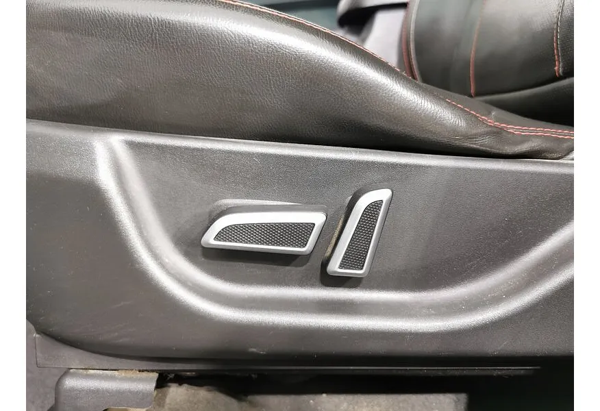 Geely Emgrand X7 2.4 AT (148 л.с.) Comfort Белый в АВИЛОН. Слайд №21