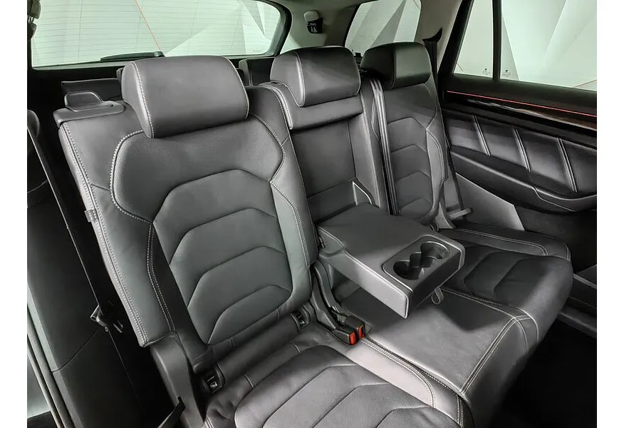 Skoda Kodiaq 2.0 TSI DSG 4X4 (180 л.с.) Черный в АВИЛОН. Слайд №16