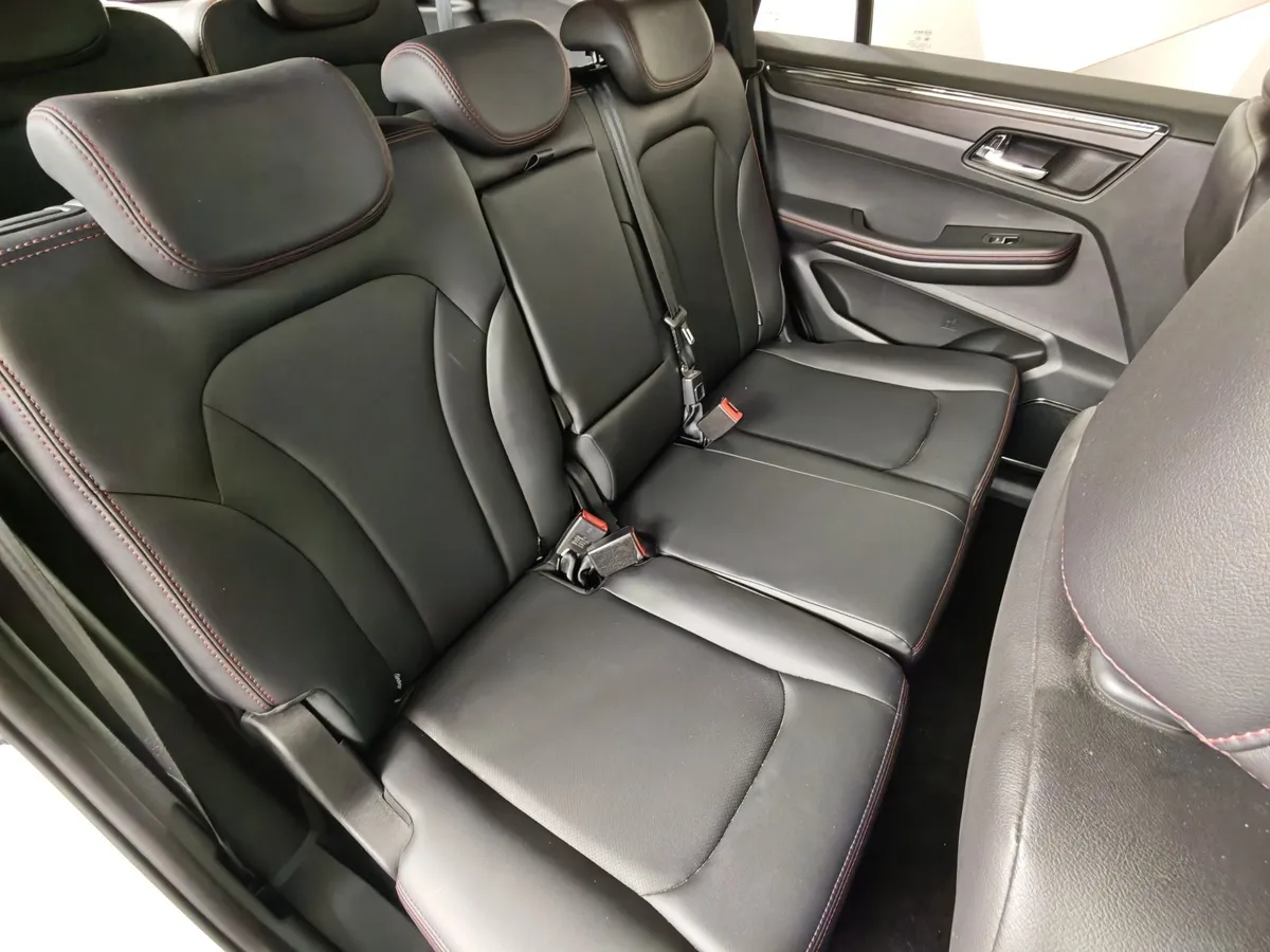 SWM G05 Pro 1.5 AMT (139 л.с.) 7 мест Белый в АВИЛОН. Слайд №15