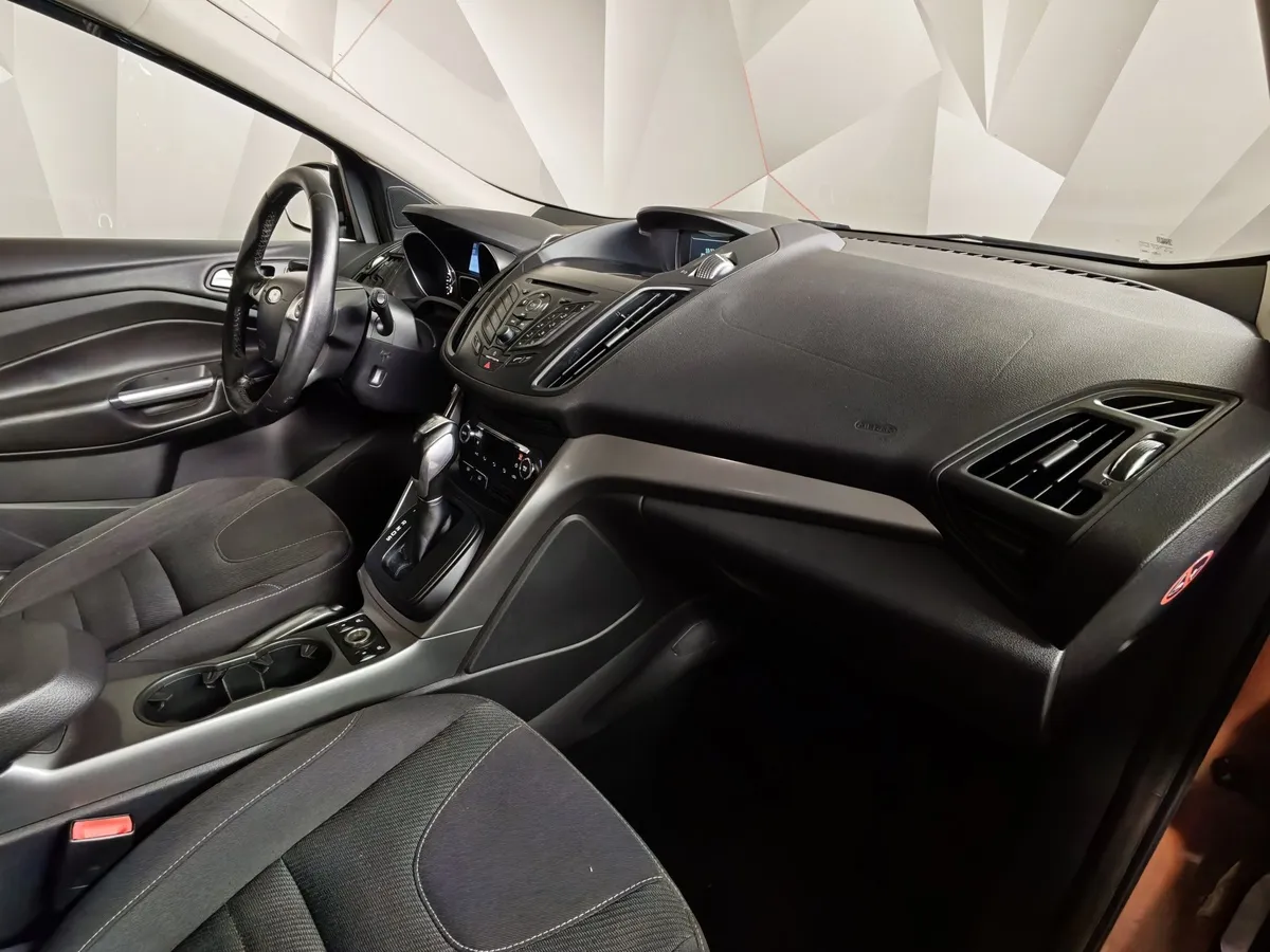 Ford Kuga 1.5 EcoBoost AT AWD (150 л.с.) Trend Plus Коричневый в АВИЛОН. Слайд №12