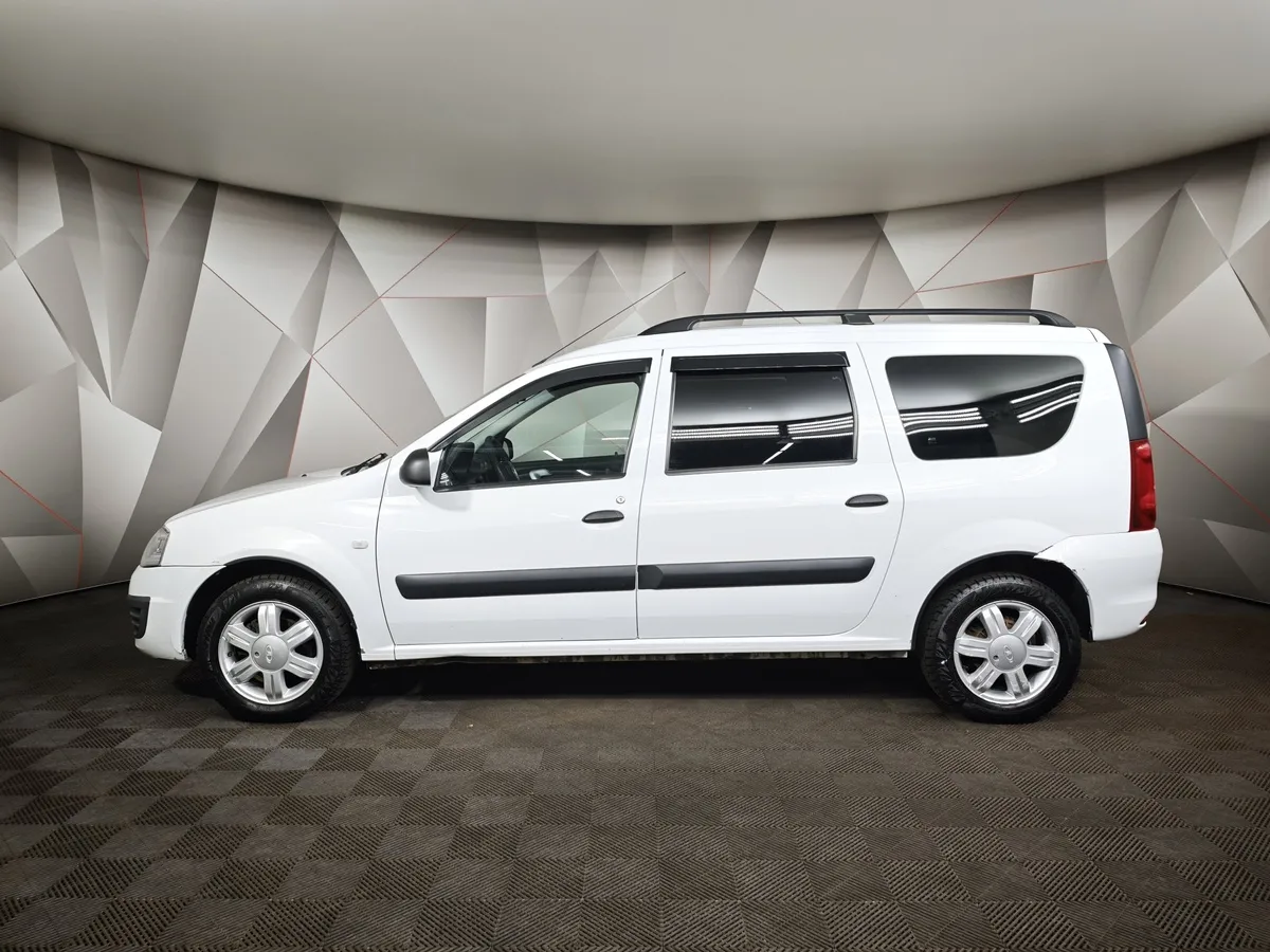 ВАЗ (Lada) Largus 1.6 MT 8 кл (5 мест) (87 л.с.) Белый в АВИЛОН. Слайд №5