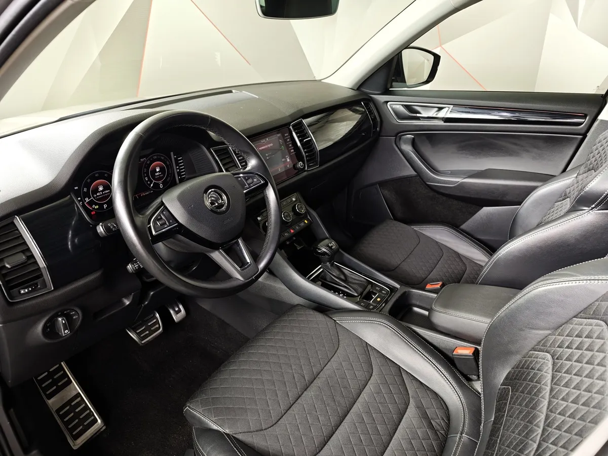 Skoda Kodiaq 2.0 TDI DSG 4X4 (150 л.с.) Бежевый в АВИЛОН. Слайд №19