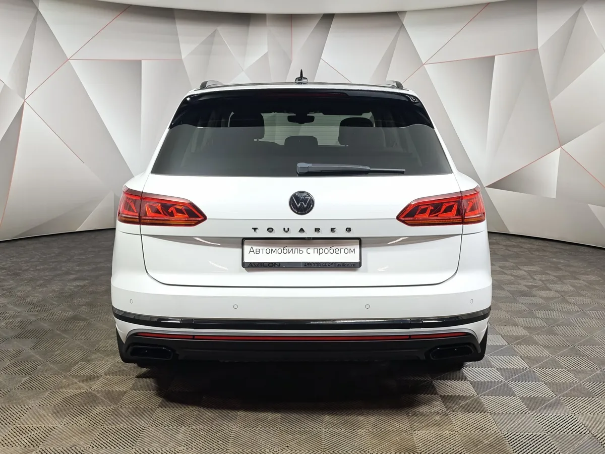 Volkswagen Touareg 3.0 V6 TDI Tiptronic 4Motion (249 л.с.) Exclusive Белый в АВИЛОН. Слайд №8