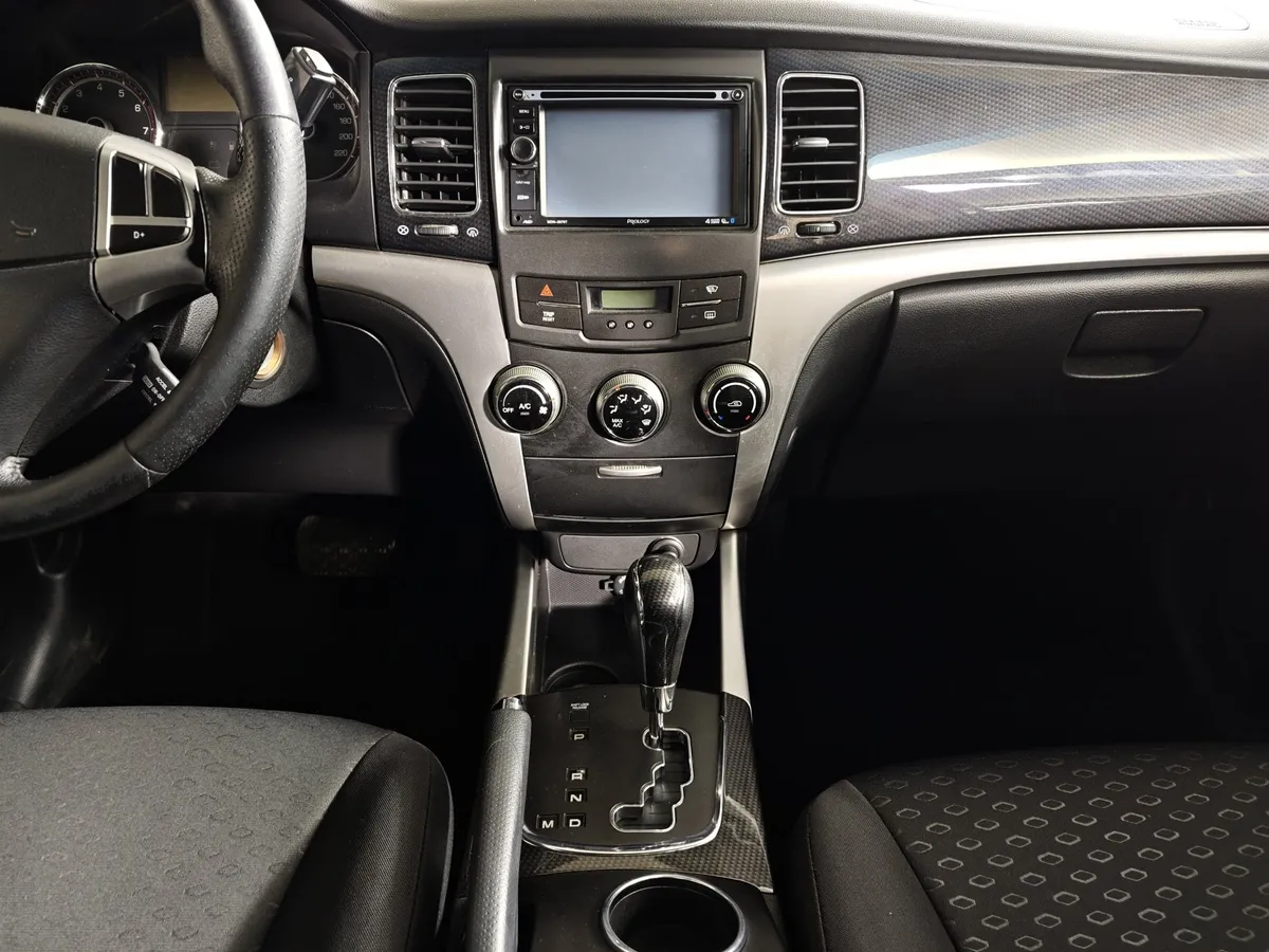 SsangYong Actyon 2.0 AT AWD (149 л.с.) Черный в АВИЛОН. Слайд №14