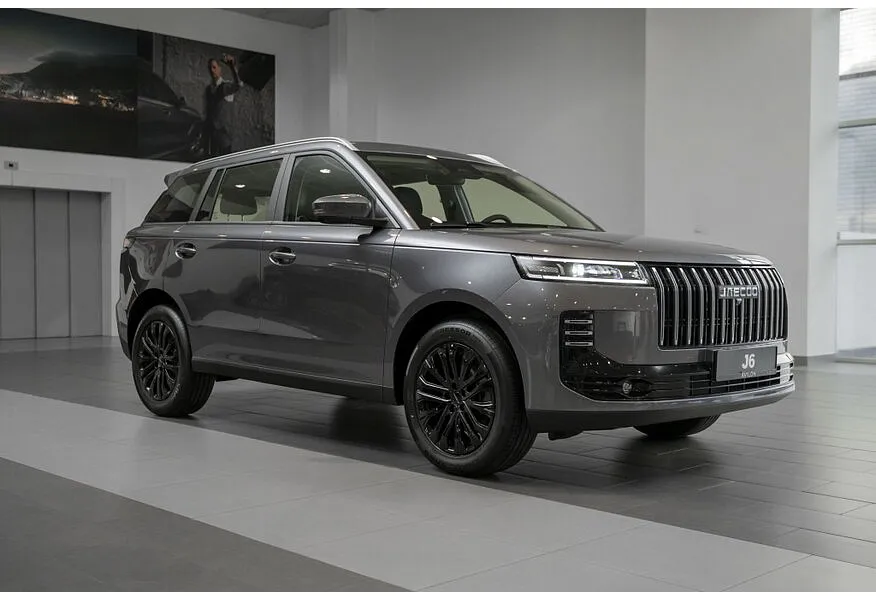 JAECOO J6 1.5T DCT 2WD (147 л.с.) Престиж Серый в АВИЛОН. Слайд №2