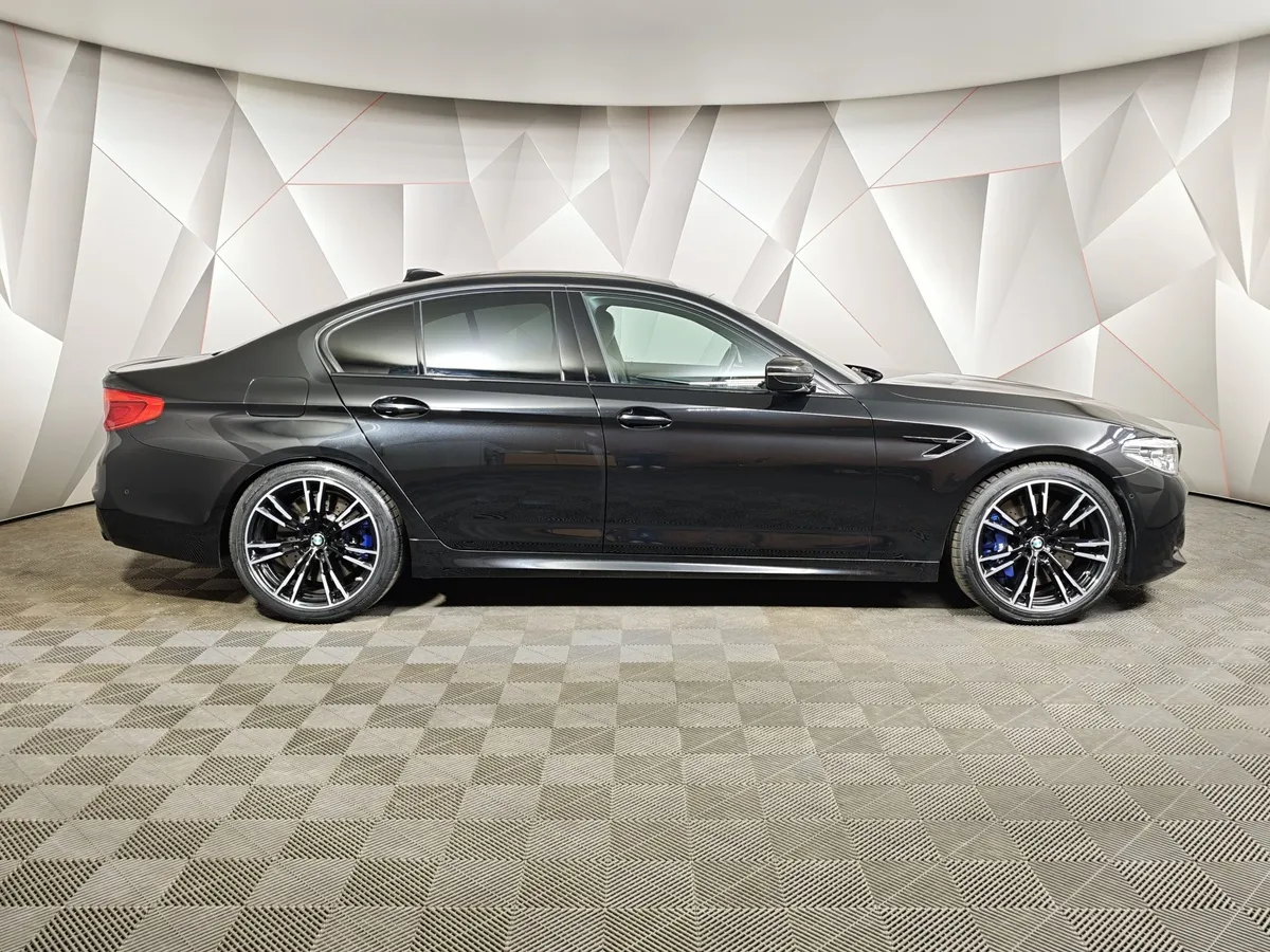 BMW M5 4.4 Steptronic xDrive (625 л.с.) Competition Черный в АВИЛОН. Слайд №6