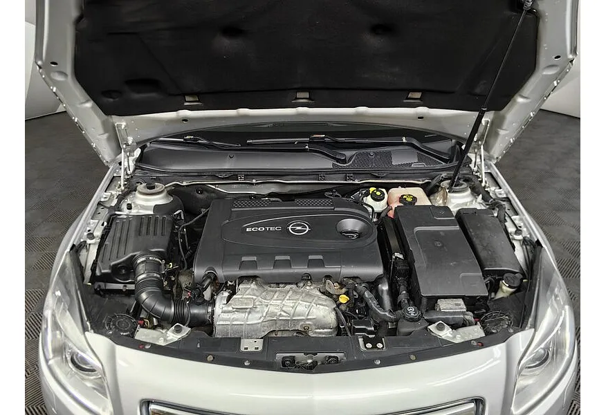 Opel Insignia 2.0 CDTI AT (160 л.с.) Active Серебристый в АВИЛОН. Слайд №11