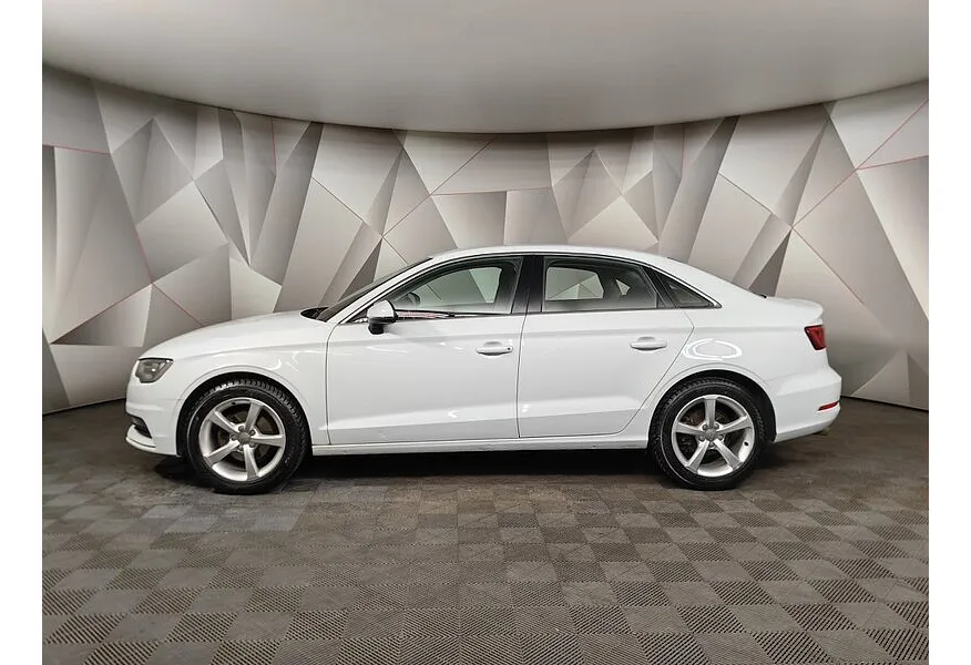 Audi A3 1.4 TFSI AT (150 л.с.) Белый в АВИЛОН. Слайд №5