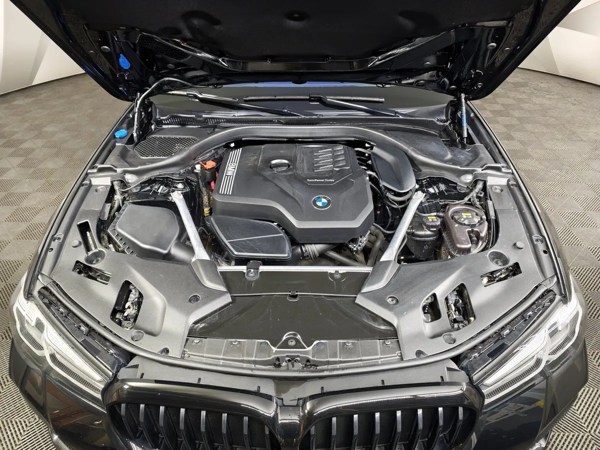 BMW 5 серия 530i xDrive Steptronic (249 л.с.) M Sport Plus Черный в АВИЛОН. Слайд №10