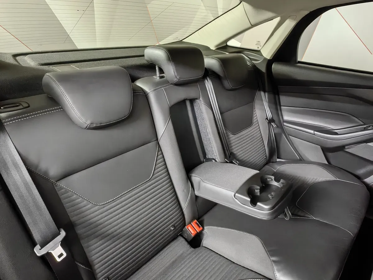 Ford Focus 1.6 PowerShift (125 л.с.) Titanium Синий в АВИЛОН. Слайд №16